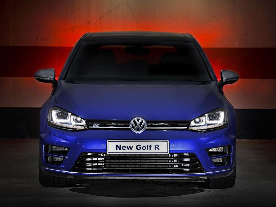  Volkswagen Golf R 5-Door 2014 года  (ZA) (фото 15 из 18)